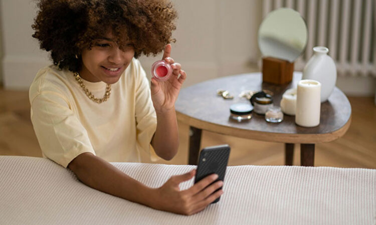 Why Influencer Content Marketing Is More Than Buzz